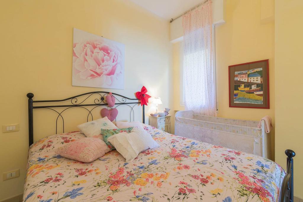 La Casa Di Pepe Apartment Pietra Ligure Exterior foto